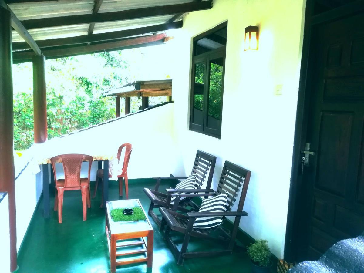 Lakmal Homestay ,10 Minutes To Sigiriya Rock Buitenkant foto